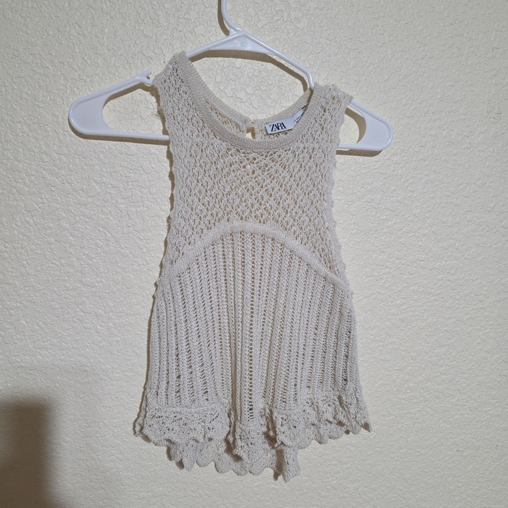 Zara Crocheted Women's Top Ivory Asymmetrical Hem Size Small